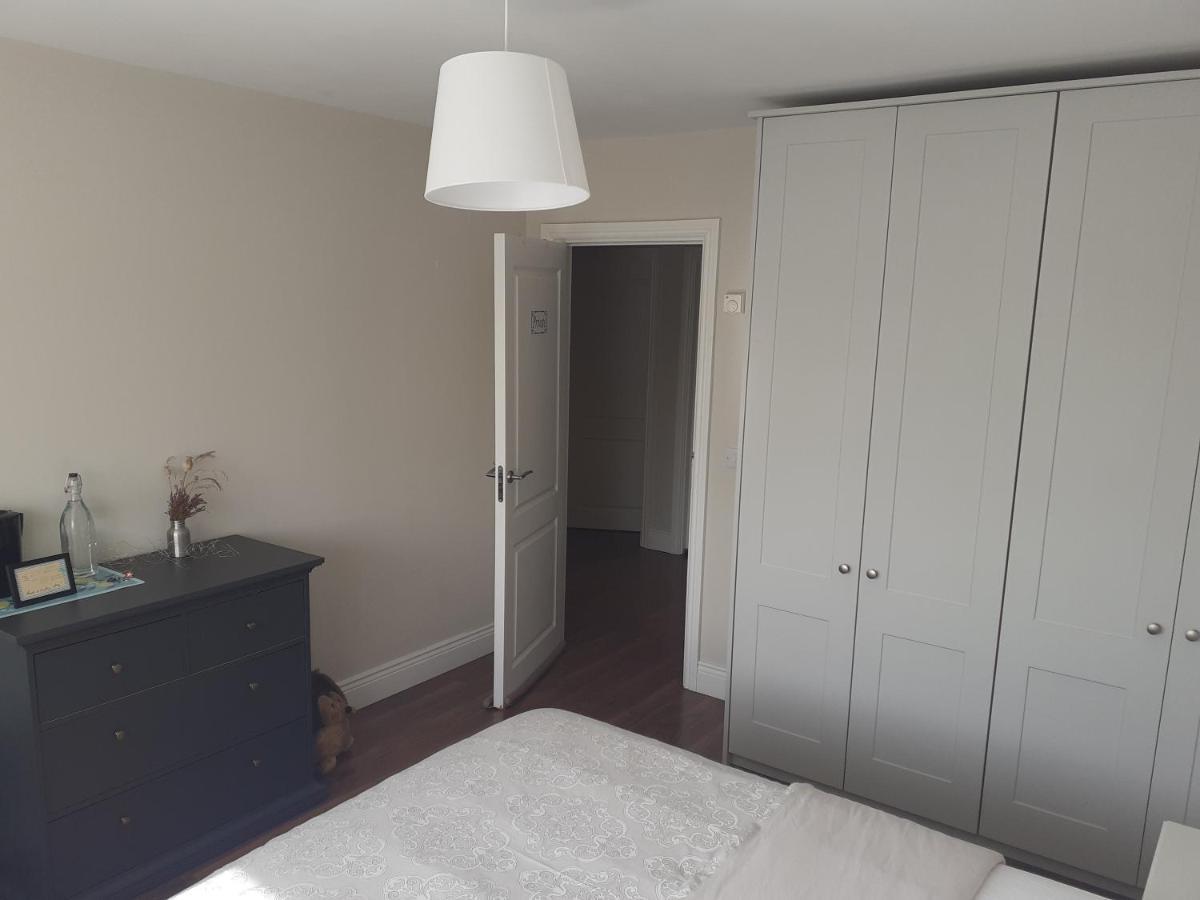 Ensuite At The Foot Of Dublin Mountains Exterior photo